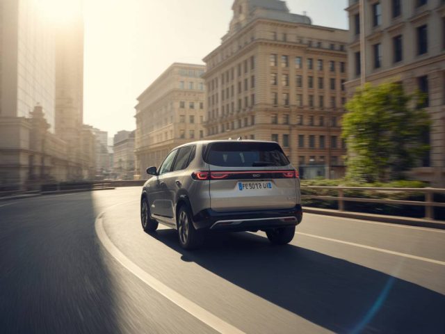 Une sci peut elle acheter un vehicule utilitaire : règles juridiques, fiscalité et erreurs à éviter