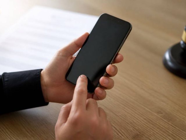 38656 sms huissier : ce qu’il faut savoir sur la preuve et les droits