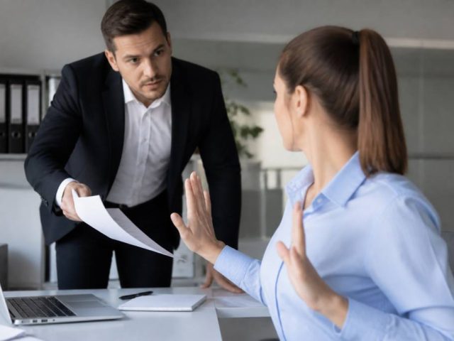 Refus de travailler : quelles conséquences juridiques pour le salarié ?